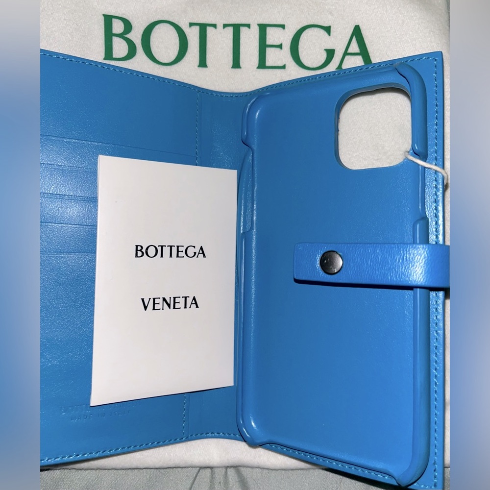 Bottega Veneta Blue Tech Gadgets Intricate Leather Phone Card Case New Condition - Picture 2 of 5